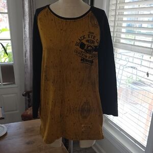 Akoo Mustard and Black Tee with Red Trim